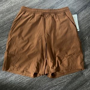 NWT Lululemon pace breaker 9” men’s size L *Rare Color